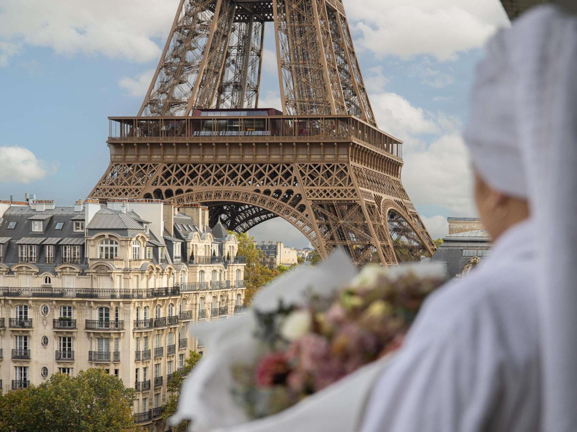 Camera Deluxe Doppia con Letti Singoli con Divano, Balcone e Vista Torre Eiffel - Piano Alto